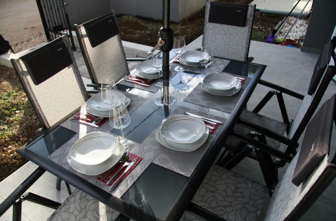 Apartman Ivana Biograd Na Moru Ngoại thất bức ảnh