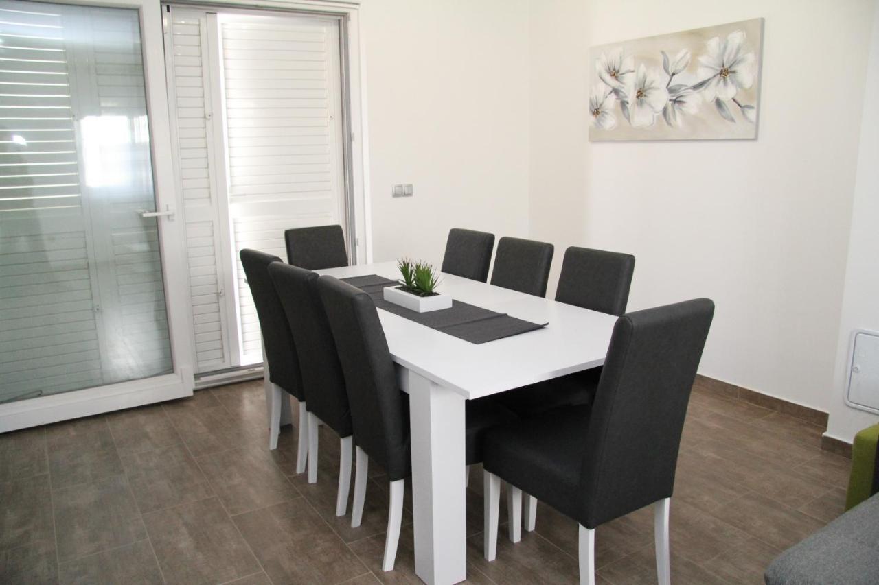 Apartman Ivana Biograd Na Moru Ngoại thất bức ảnh